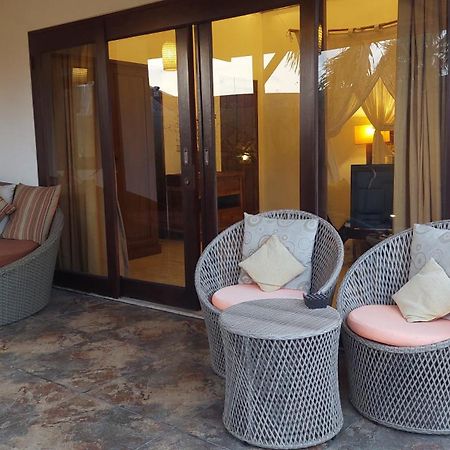 Villa Heliconia Seminyak Pokoj fotografie