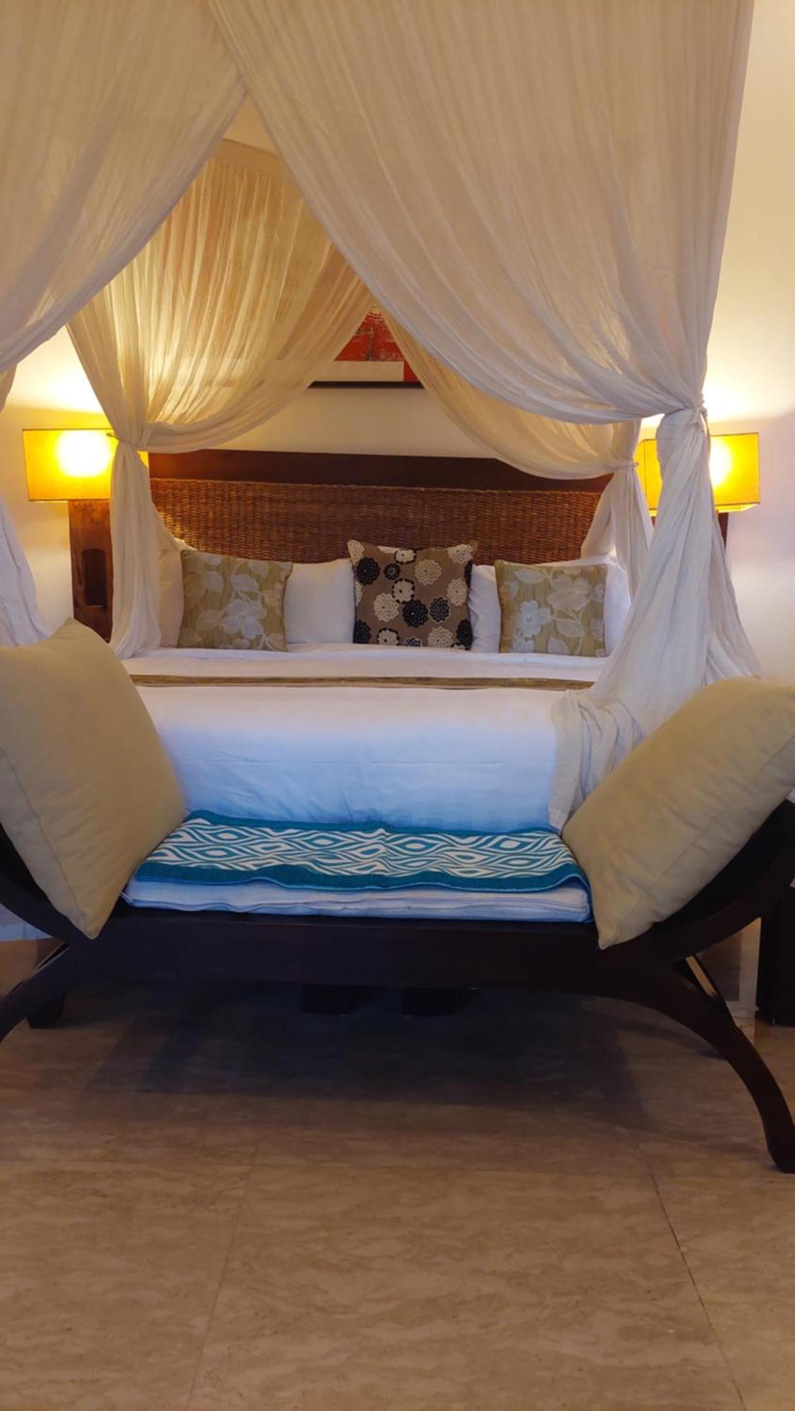 Villa Heliconia Seminyak Pokoj fotografie